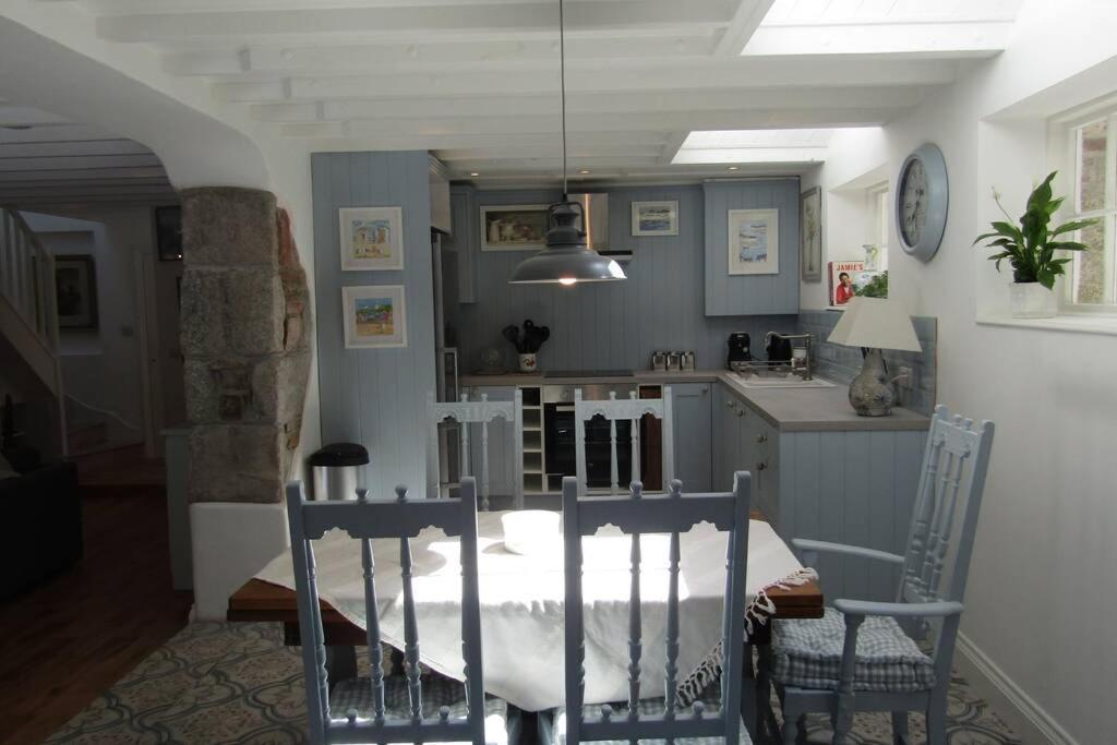 Lovely Spacious Cottage Near The Coast St Austell Extérieur photo